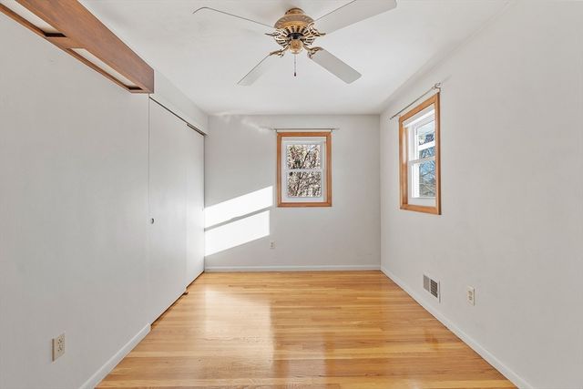 187 Mill Rd, Chelmsford, MA 01824