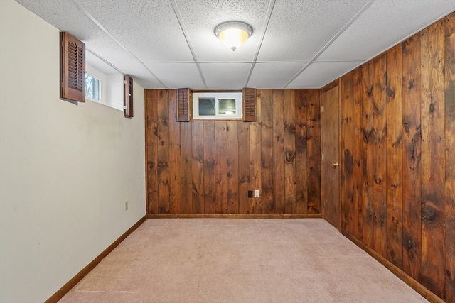 187 Mill Rd, Chelmsford, MA 01824