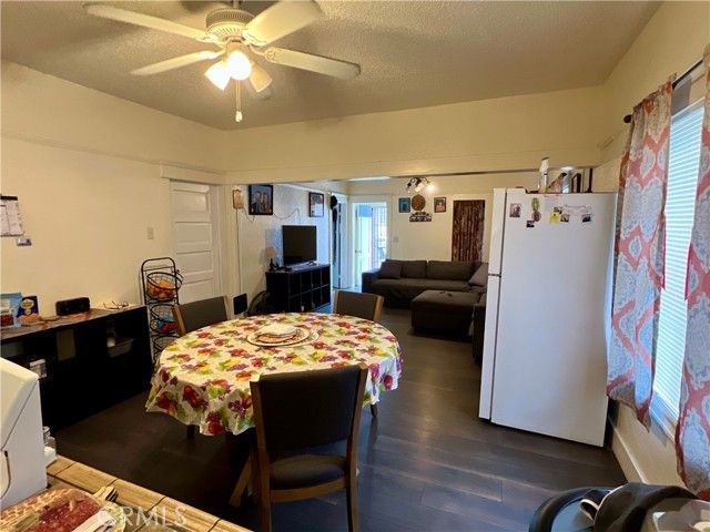 5852 S Olive Street, Los Angeles, CA 90003