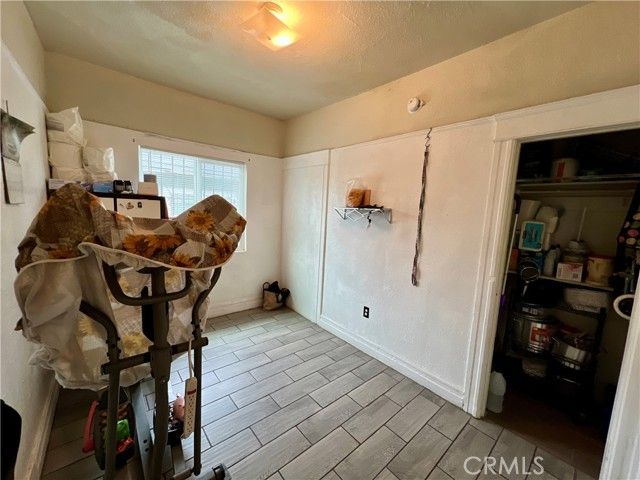 5852 S Olive Street, Los Angeles, CA 90003