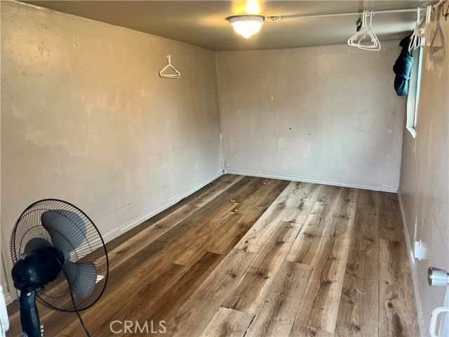 5852 S Olive Street, Los Angeles, CA 90003