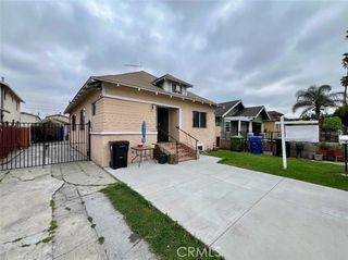 5852 S Olive Street, Los Angeles, CA 90003