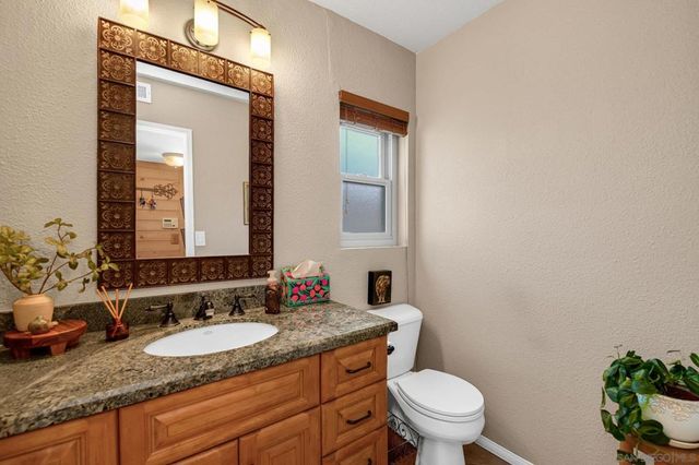 1734 Treseder Cir, El Cajon, CA 92019