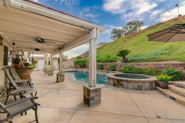 1734 Treseder Cir, El Cajon, CA 92019