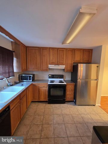 106 SYCAMORE CT, Collegeville, PA 19426