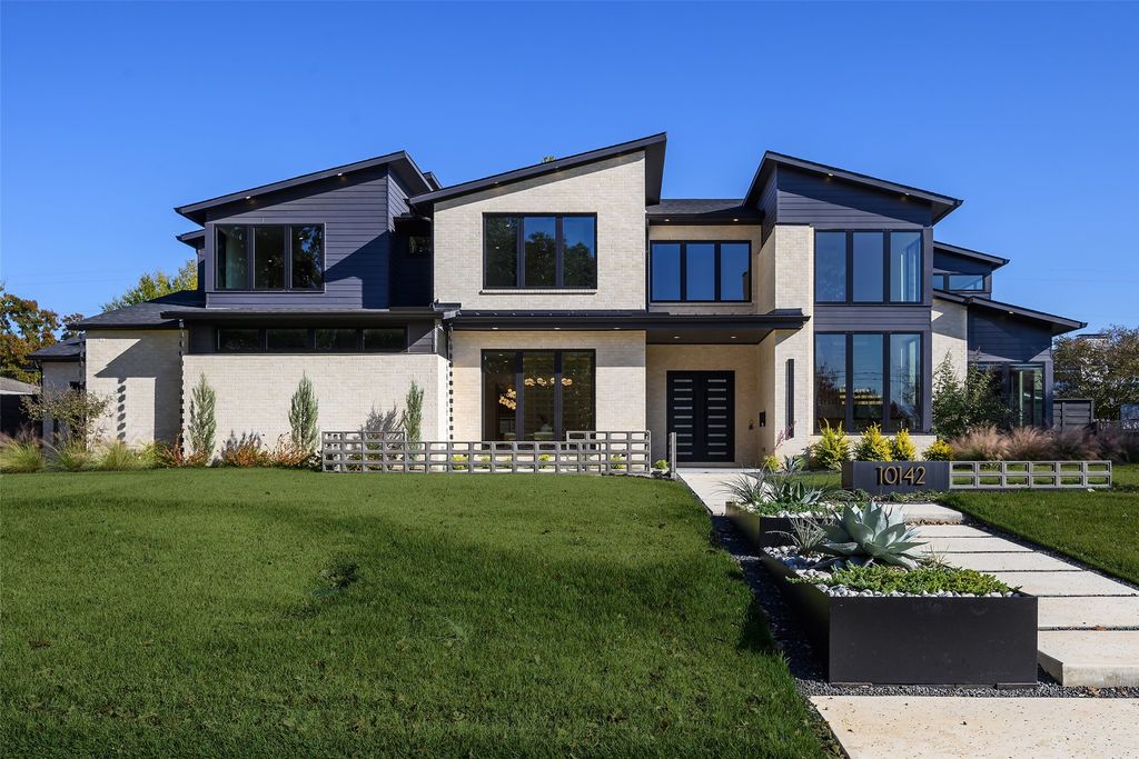 10142 Coppedge Lane, Dallas, TX 75229