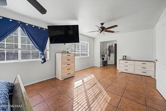 899 Calle Calabasas, Rio Rico, AZ 85648