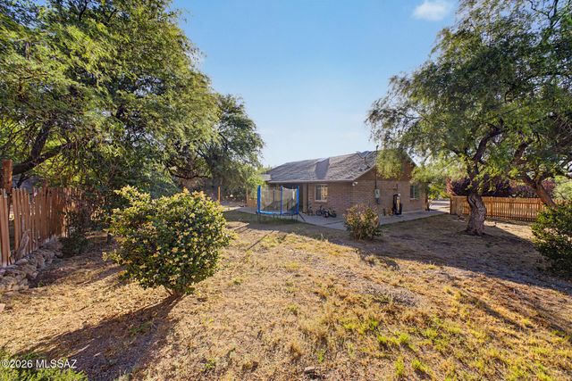 899 Calle Calabasas, Rio Rico, AZ 85648