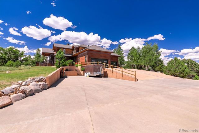 157 Cap Rock Road, Canon City, CO 81212
