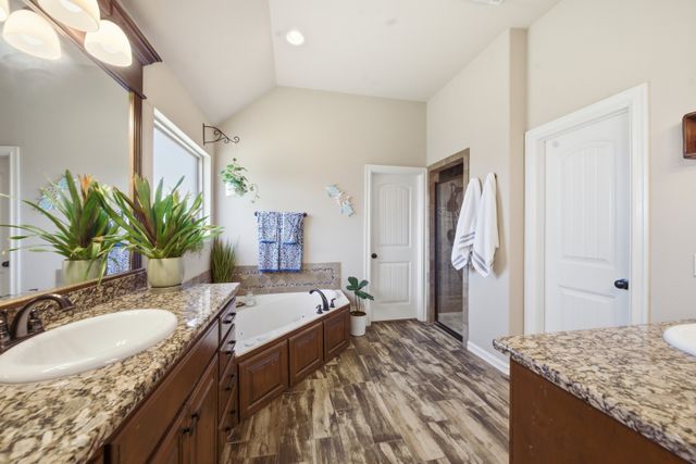 7701 E 82nd Street North, Owasso, OK 74055