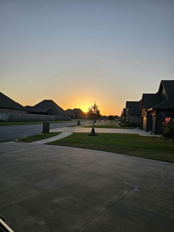 7701 E 82nd Street North, Owasso, OK 74055