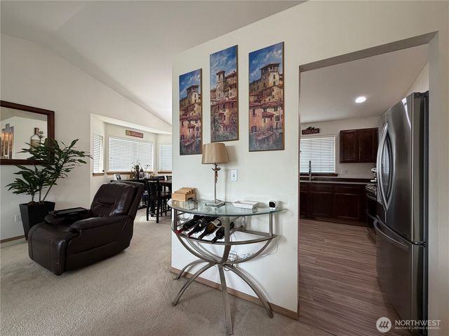 1709 Silver Lake Road, Everett, WA 98208