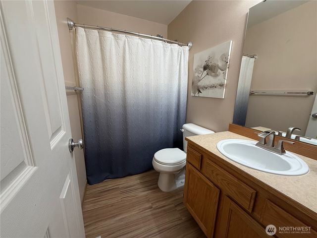 1709 Silver Lake Road, Everett, WA 98208