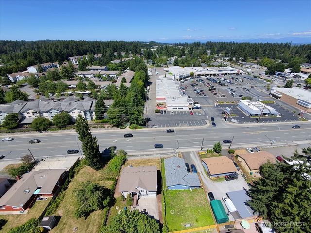 1709 Silver Lake Road, Everett, WA 98208
