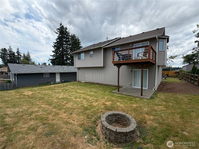 1709 Silver Lake Road, Everett, WA 98208