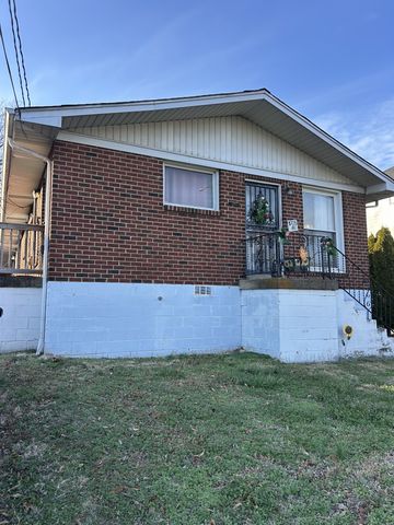 1705 15th Ave, S, Nashville, TN 37212