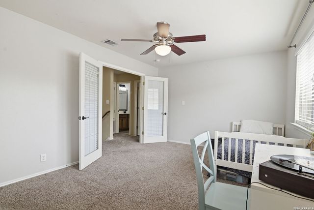 8423 Feather Trail, Helotes, TX 78023