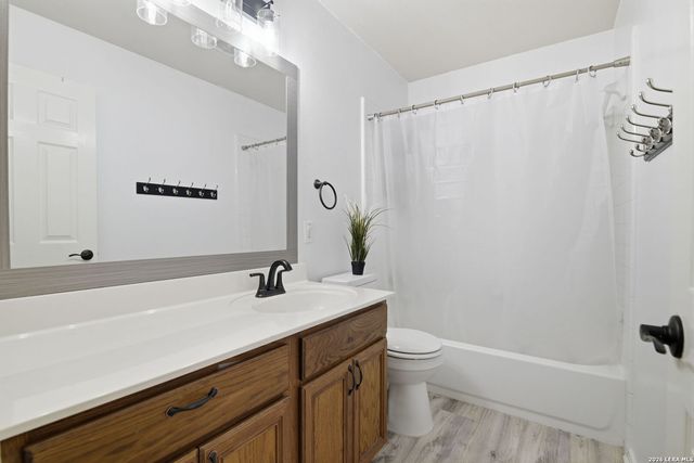 8423 Feather Trail, Helotes, TX 78023