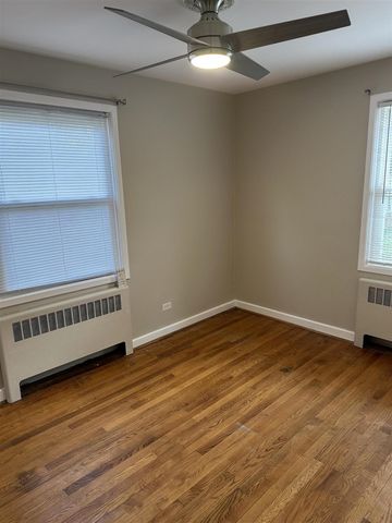 2915 W Milham Avenue, Portage, MI 49024