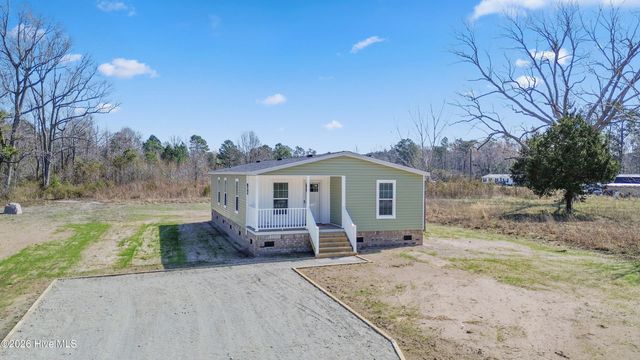 6741 Lewis Drive SE, Winnabow, NC 28479
