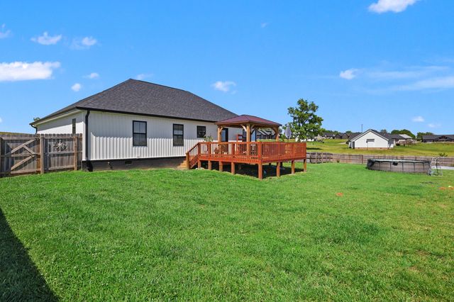 115 Gracelynn Circle, Harrodsburg, KY 40330