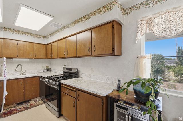 277 E 1150 N, Layton, UT 84041