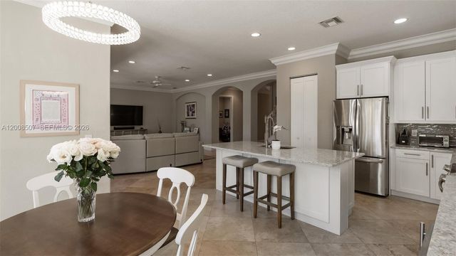 12300 NW 77th Mnr, Parkland, FL 33076