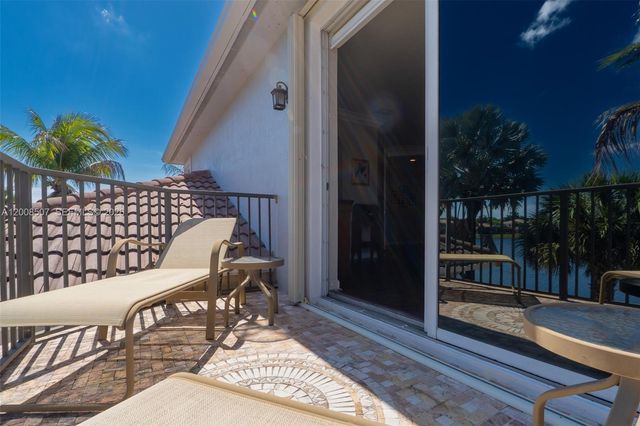 12300 NW 77th Mnr, Parkland, FL 33076