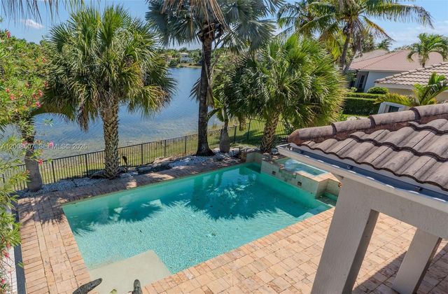 12300 NW 77th Mnr, Parkland, FL 33076