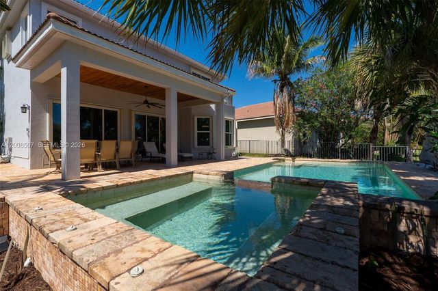 12300 NW 77th Mnr, Parkland, FL 33076