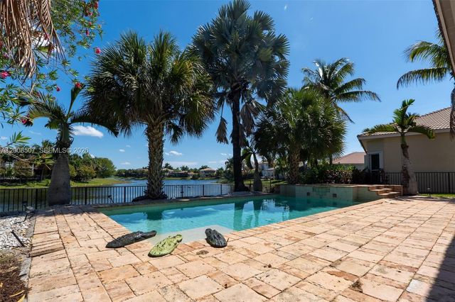 12300 NW 77th Mnr, Parkland, FL 33076