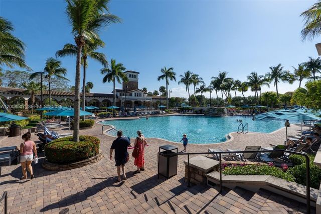 12300 NW 77th Mnr, Parkland, FL 33076