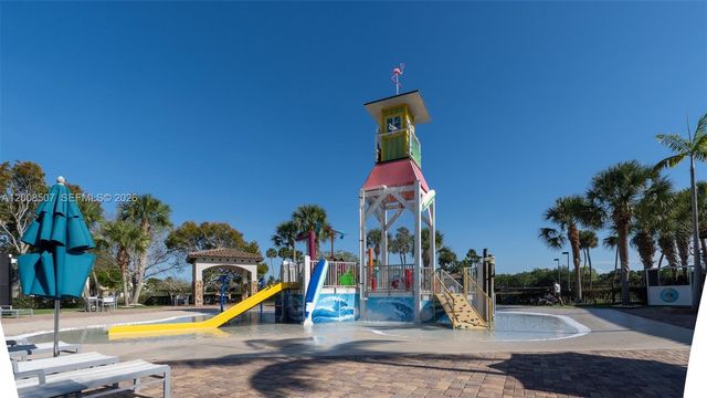 12300 NW 77th Mnr, Parkland, FL 33076