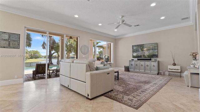 12300 NW 77th Mnr, Parkland, FL 33076