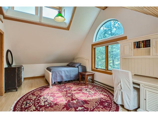 148 Granite Dr, Boulder, CO 80302