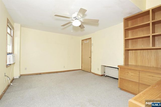 338 4th Avenue, Hawthorne, NJ 07506