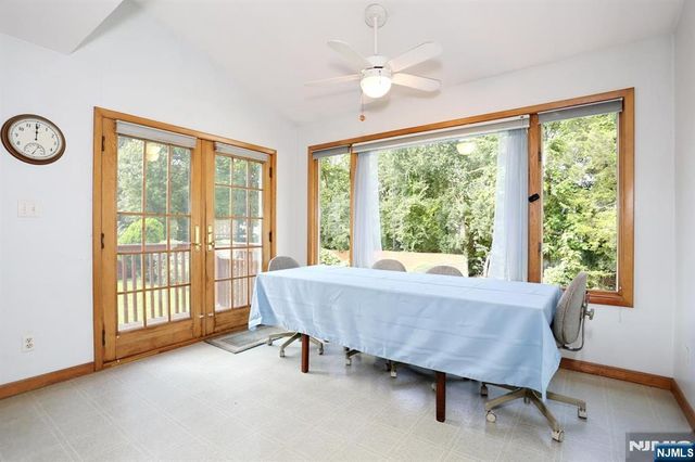 338 4th Avenue, Hawthorne, NJ 07506