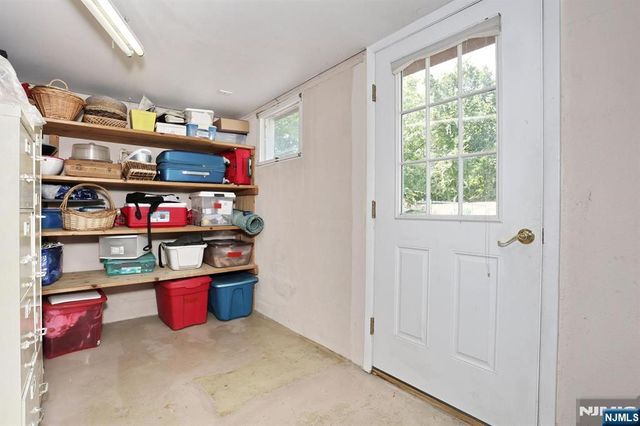 338 4th Avenue, Hawthorne, NJ 07506