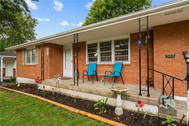 13213 E 44th Street S, Independence, MO 64055