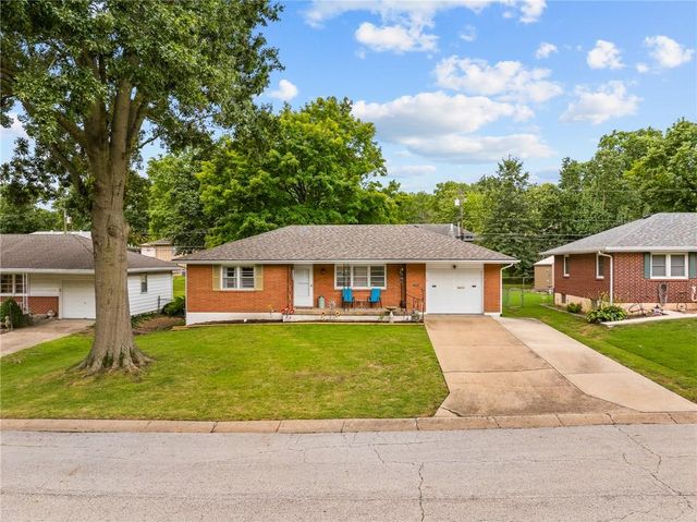 13213 E 44th Street S, Independence, MO 64055
