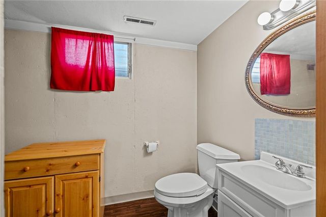 13213 E 44th Street S, Independence, MO 64055