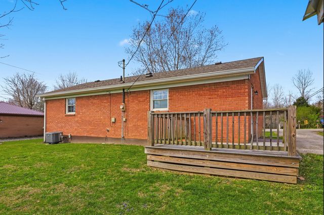 21 Raintree Court, Irvine, KY 40336