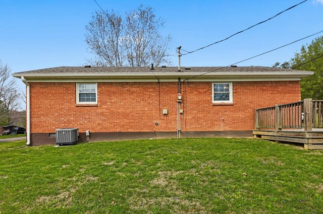 21 Raintree Court, Irvine, KY 40336