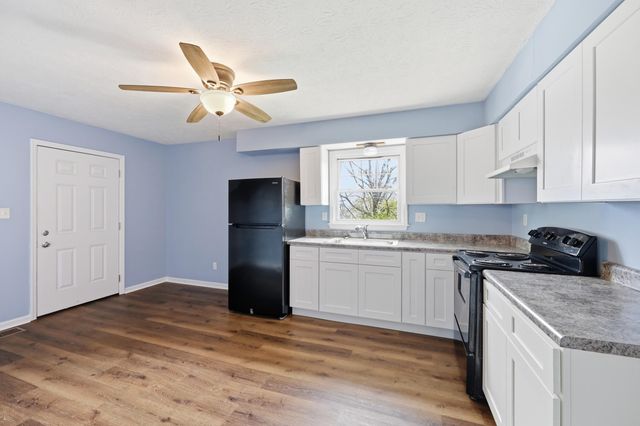 21 Raintree Court, Irvine, KY 40336