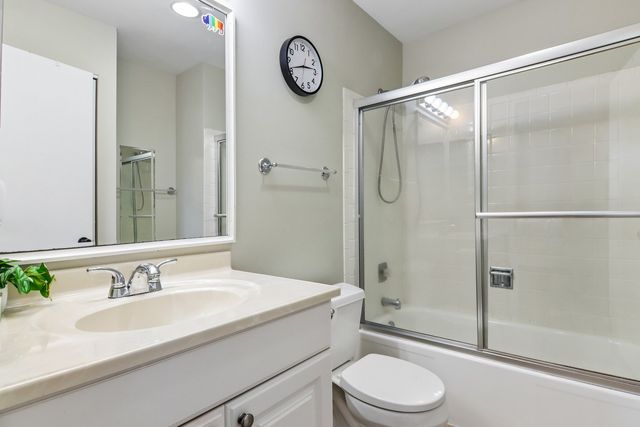 1462 FAIRFAX Lane, Buffalo Grove, IL 60089