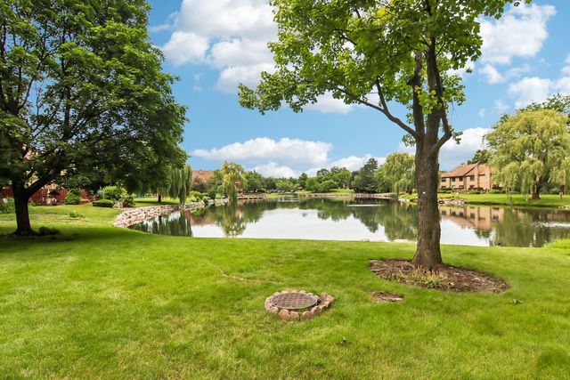1462 FAIRFAX Lane, Buffalo Grove, IL 60089