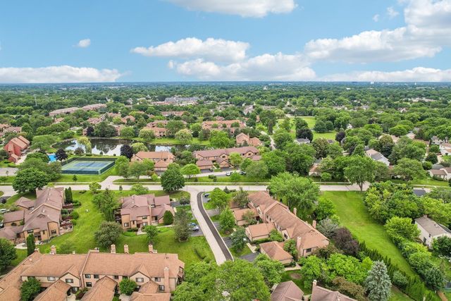 1462 FAIRFAX Lane, Buffalo Grove, IL 60089