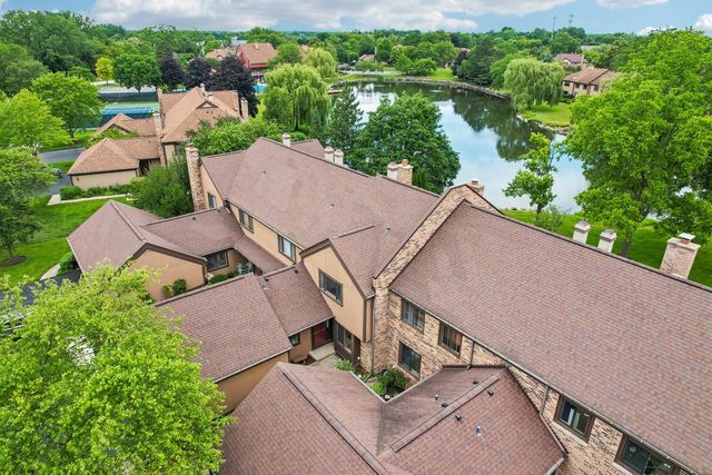 1462 FAIRFAX Lane, Buffalo Grove, IL 60089