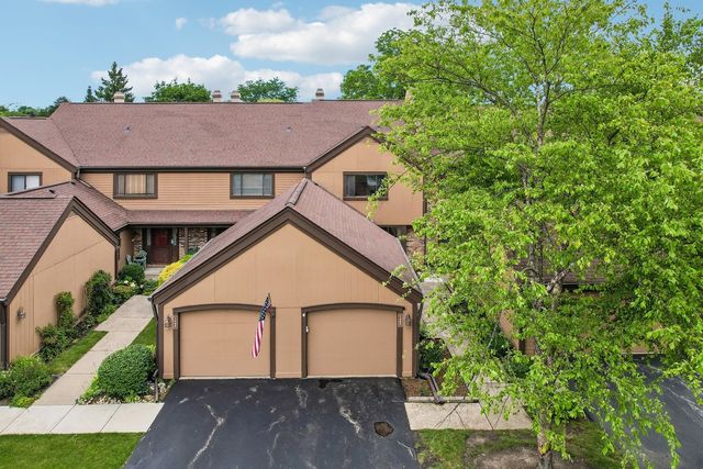 1462 FAIRFAX Lane, Buffalo Grove, IL 60089