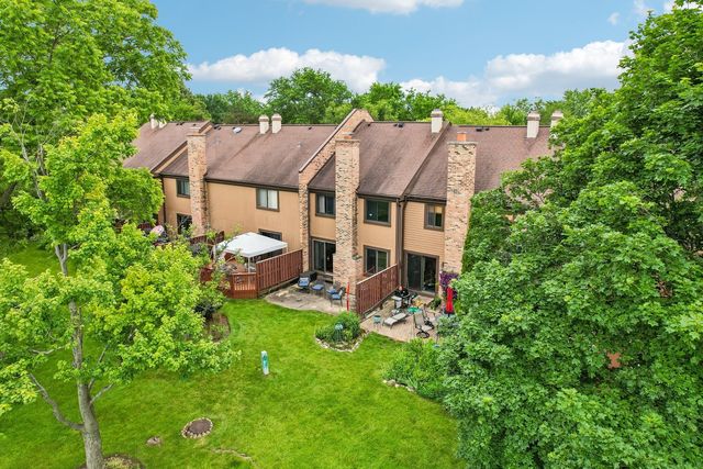 1462 FAIRFAX Lane, Buffalo Grove, IL 60089